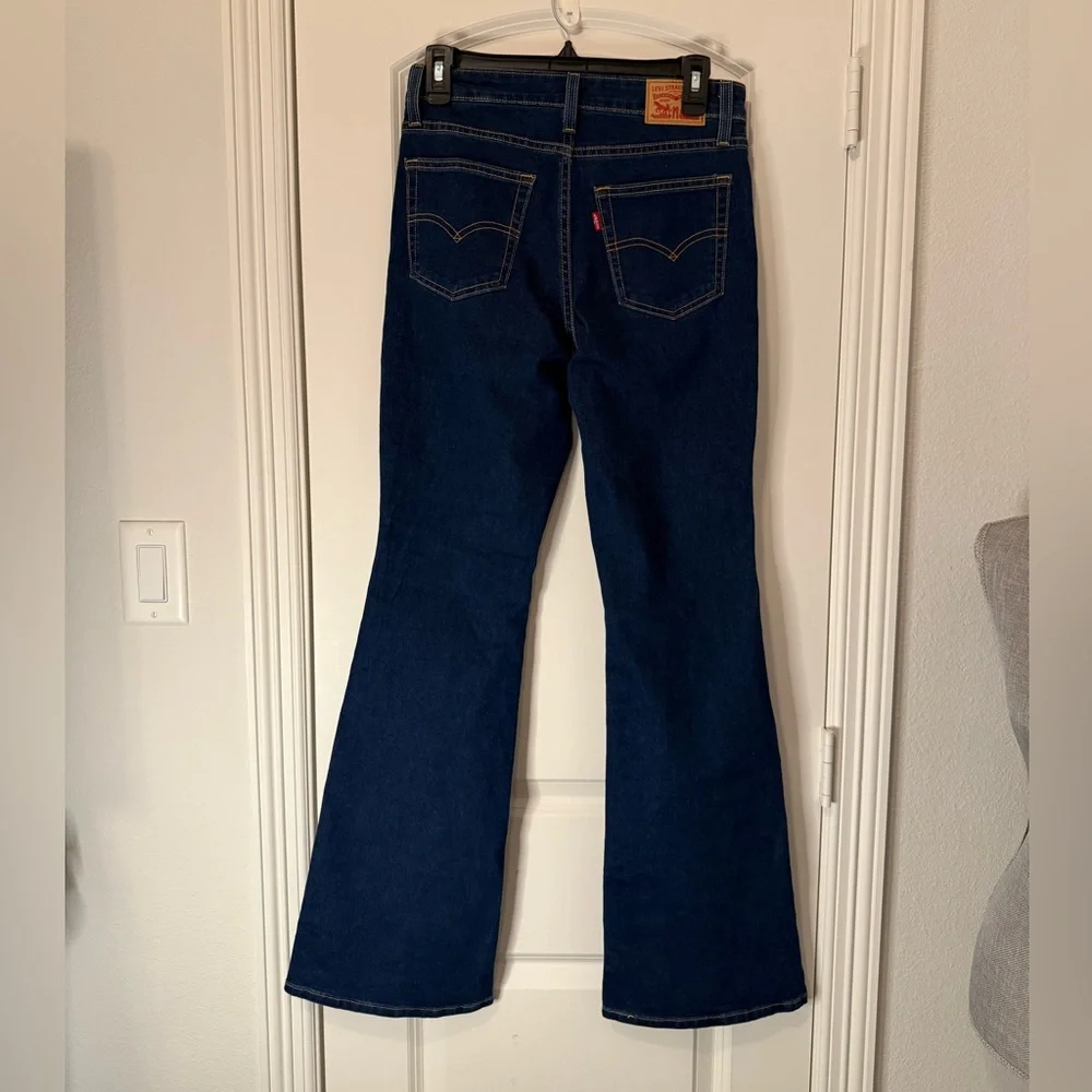Levi's Women's High-Rise Flare | W27 L32 - Picture 6 of 13